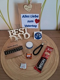 Geschenktüte zim Vatertag mit Schlüsselanhänger